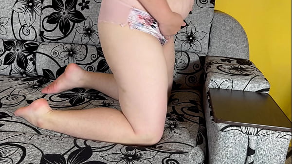 Image Cheating wife let me fuck her tight wet pussy in a doggystyle position until creampie