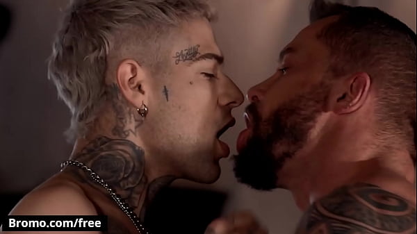 Image Tyler Berg Is Late And Mickey Taylor Decides To Make Him Pay For It By Fucking His Throat And Asshole Deep Hard - BROMO