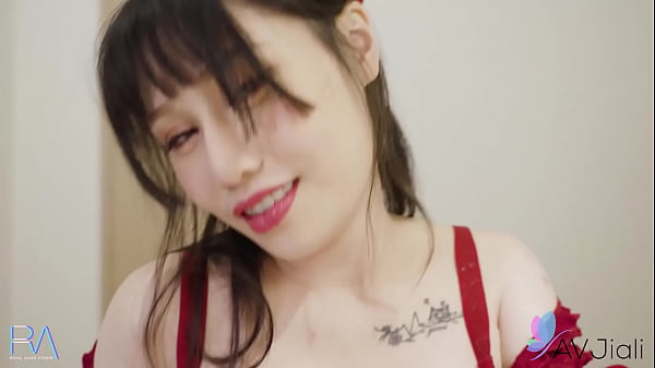 Image Chinese busty girl Xiao Ye Ye had sex with her ex the other day and liked it.