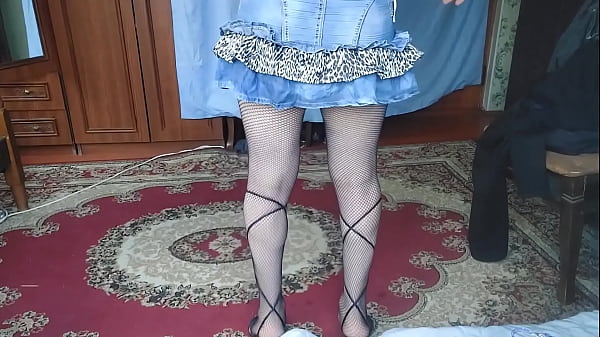 Image BLONDE MILF IN FLOWERFULL DRESS HOT BOOTY CROSSDRESSER KITTY MODEL AMATEUR FEMBOY HOMEMADE BLOGGER
