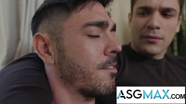 Image Crisis Reveals BF's True Colors & Roommates' True Love - DisruptiveFilms