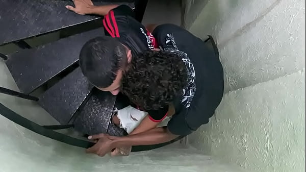 Image Meu amigo pegou fudendo com o ex dele