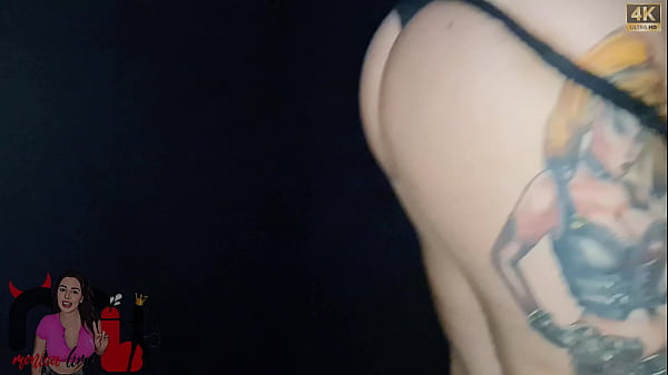 Image Safada brincando no gloryhole com desconhecidos!