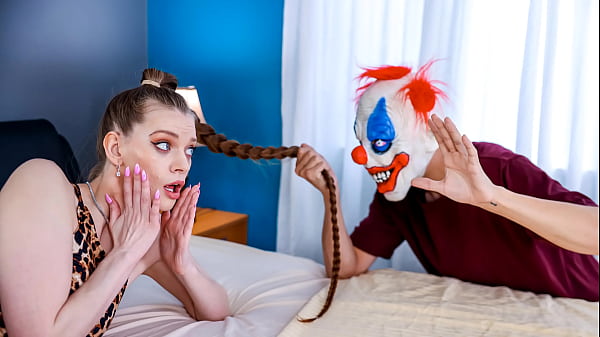 Image Stepson Loves Pranking His Hot Stepmom All the Times - Analkink