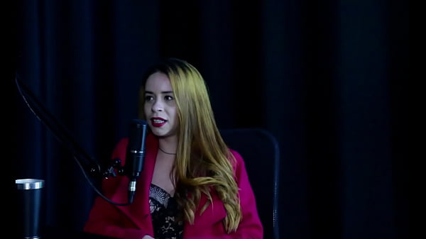 Image Gosta de acordar transando, quer realizar um fetiche na praia, passou a noite fazendo sexo e n&atilde_o gosta de apanhar - Jhocy (SHEER/RED)