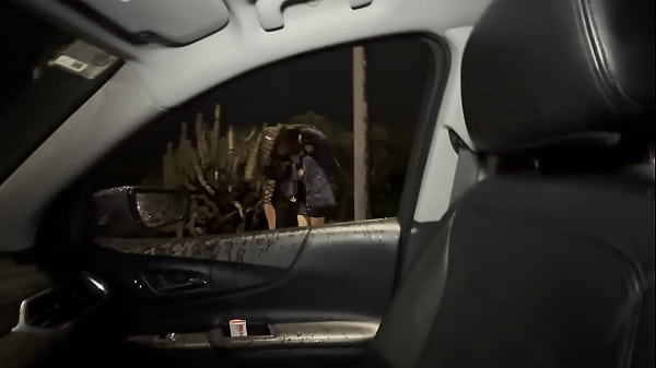 Image LESBIANAS ENFIESTADAS SEDUCEN AL TAXISTA A TRIO SEXUAL