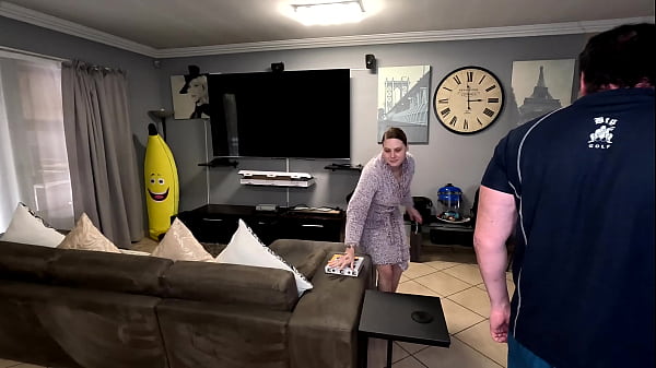 Image Delivery guy getting his cock sucked and fucking the client