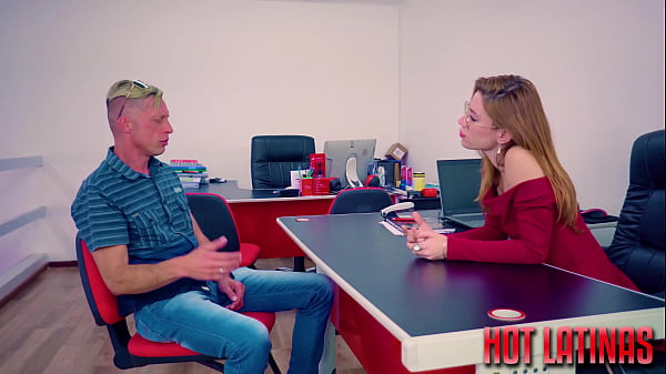 Image The manager of a car store traded her pussy to exchange for the broken car, the boy didn't even think about it and accepted immediately: He has a car with problems but he got a redhead's pussy
