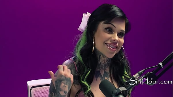 Image Pornstar ExWife Karen Opens Up About Her Fav Type Of Porn To Watch