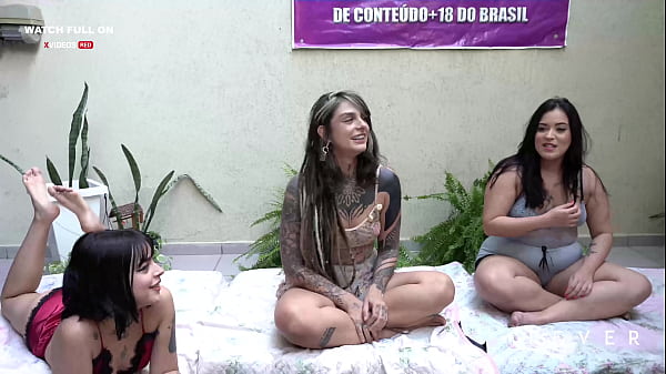 Image Amigas se re&uacute_nem em casa e experimentam todos os brinquedos da Espuleta, suruba das gostosas. (KIMIKO, CAROL RHCP, ESPULETA, DREAD HOT, MELANCIA, LEXI MALET&nbsp_E&nbsp_BIA&nbsp_HOT)