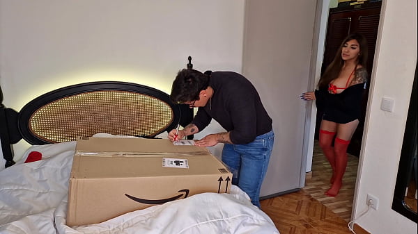 Image Surprise! I made my stepdad fuck me. I give him my ass in a box as a sex doll