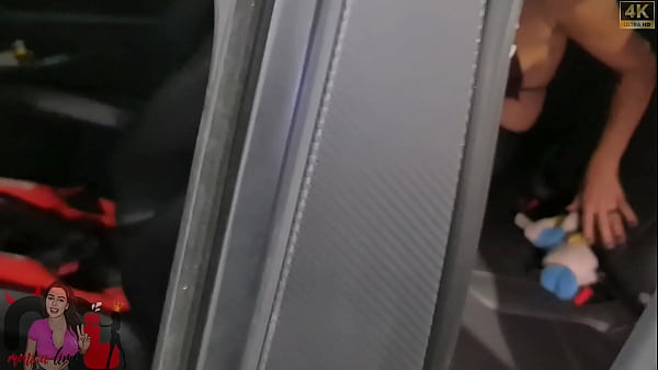 Image Transei em um posto de gasolina,m sem ser nada combinado antes. ME SUPEREM MENINAS