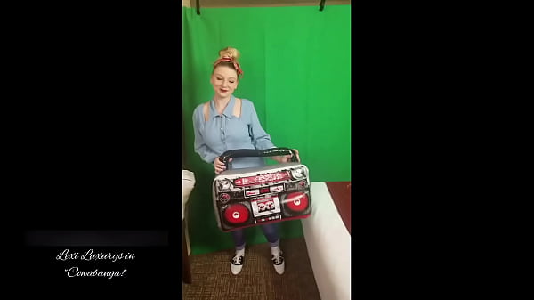 Image promo Cowabunga Creampie starring Lexi Luxurys a PornoJuice Production