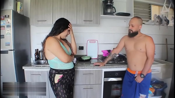 Image Me encanta masturbarme y oler las pantys de mi madrastra hasta que me descubre y me hace mi sue&ntilde_o realidad de follarla y penetrarle mi gran polla - Porno En Espa&ntilde_ol