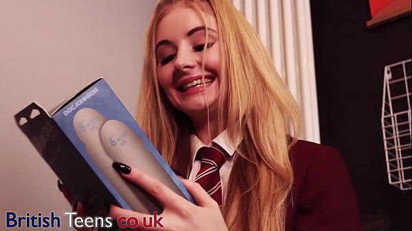 Image British 18 Year Old College Student Squirts On The Fucking Machine