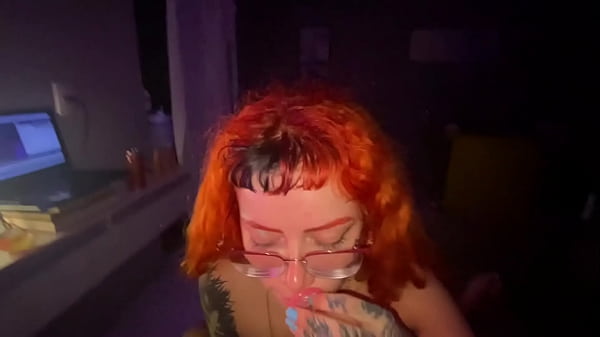 Image O dia que a ruiva tarada, gostosa e muito safada me chamou para fazer live.
