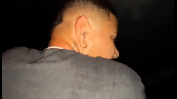 Image No escuro da balada um sexo bem safado.