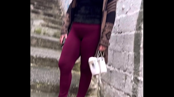 Image Patricinha da buceta Rosa subindo o morro louca de tes&atilde_o pra dar a bucetinha !