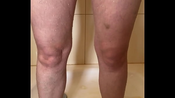 Image HAIRY MILF&rsquo_s PUSSY. SHOWER