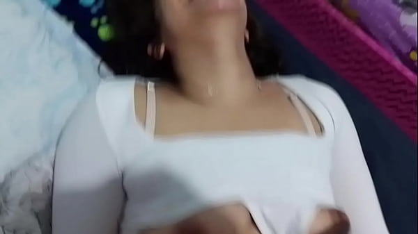 Image Ella decia que le dolia cuando se lo metia, pero no entiendo si tengo la verga peque&ntilde_a