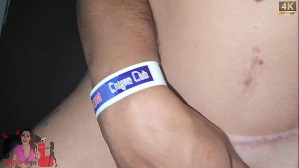 Image Adoro um pau no gloryhole para meu corno ve e gozar se masturbando!