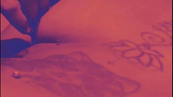 Image Vem tomar banho gostoso comigo amor? Caroleta Roots