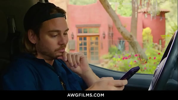 Image Dalton Riley fucks the cute cable guy, Max Adonis