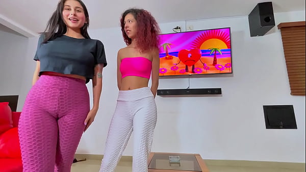Image venezolana entrega el culo! mi novio se come el culo de mi amiga y to me trago la leche! ESPANOL