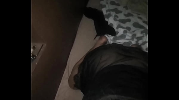 Image La esposa de mi mejor amigo quiere sacarme leche todo el tiempo