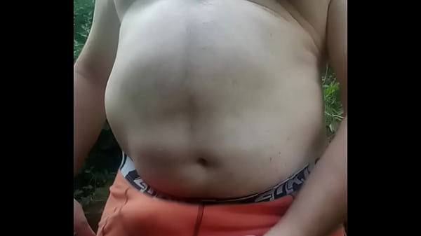 Image Ballbusting et branlette dans la nature - 08/08/2024ball