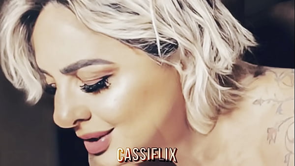 Image Rebolei a bunda gostoso e provoquei esse safado que ficou louco de tes&atilde_o e n&atilde_o aguentou e comeu bem gostoso minha bunda.. Completo no Cassiflix