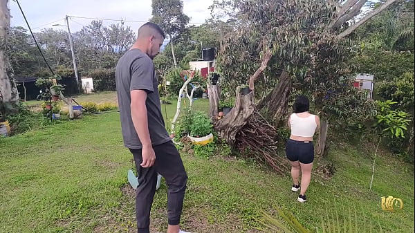 Image Cris La Cobra le hecha le&ntilde_a al fuego de su Anita para follarsela bien caliente