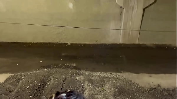Image Hotsolzinha sendo fodida pelo Max Puto Karioca, ele realizou meu desejo de dar o cuzinho na sacada, ser&aacute_ que algu&eacute_m viu?