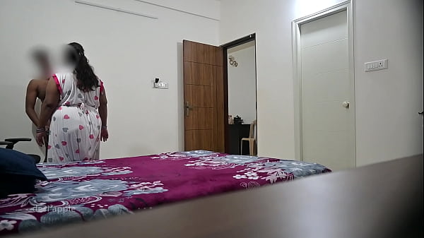 Image Fucking girlfriend mouth and blowjob while maid cleaning room