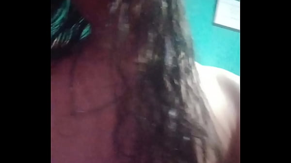 Image ladyboy cuerpo mostrando cola erotica