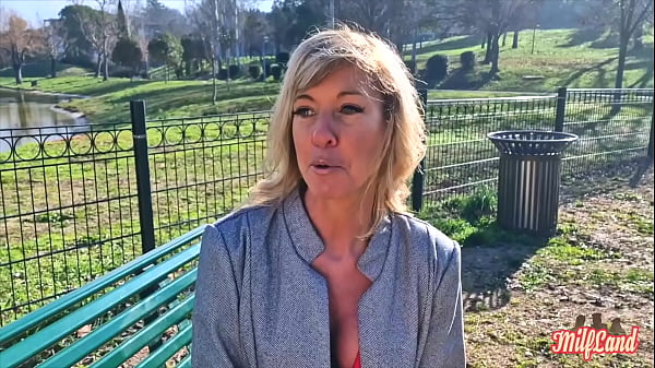 Image Emmy, une milf belge qui a chaud au cul Part 1