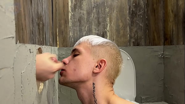 Image GloryHole Guy Gives Himself To Strangers And Gets Awesome Throat And Ass Fuck With Cumshots