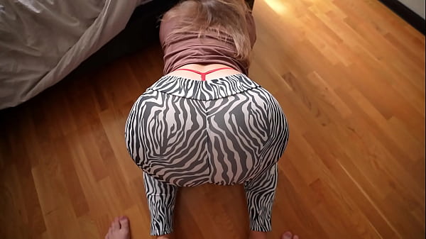 Image No, the stepsister isn't stuck, she just wants her leggings pulled down and fucked