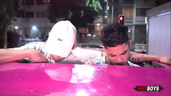 Image Comemorei meu anivers&aacute_rio numa limousine!
