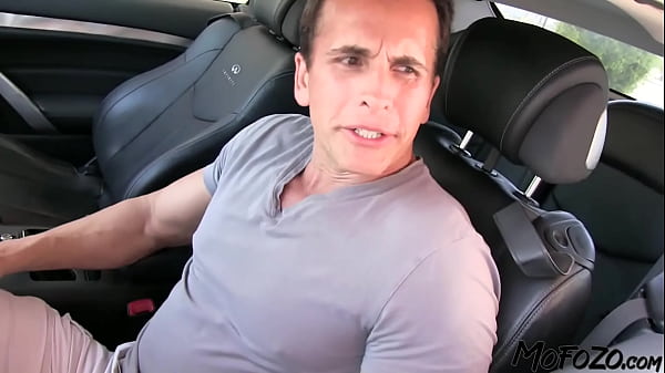 Image MOFOZO.com - Real Amateur Homemade Sex Video With A Car Washer