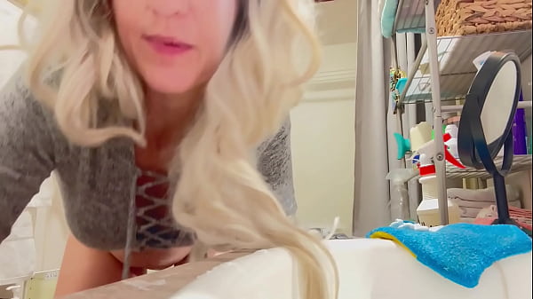 Image Nikki Lixxx POV Shaving Her Pussy & Fingering Herself