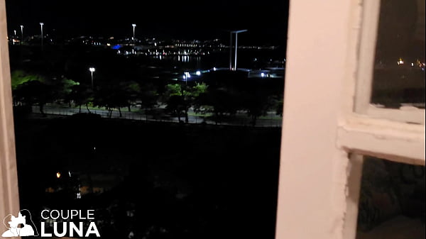 Image Duas Vadias Gostosas Fodendo, Gemendo Alto e Gozando Muito na Troca de Casal! SQUIRT