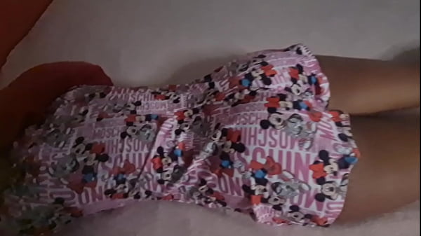 Image Primeira vez no quarto da minha enteada e Fui bem bem recebido...