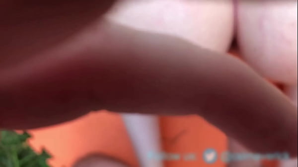 Image WIFE SUCKING STRANGERS COCK AND LET HIM CUM