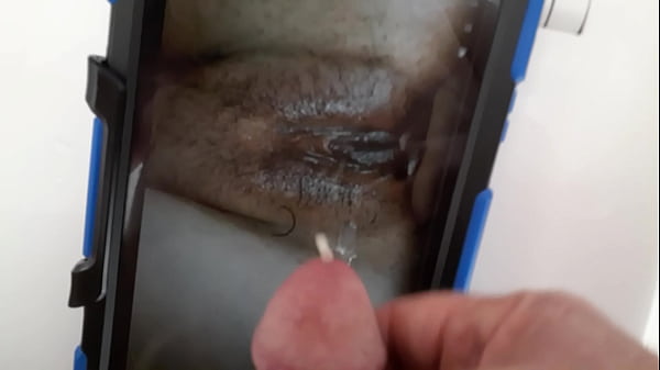 Image Rusty Masturbates to His Tablet - DESI Fucking