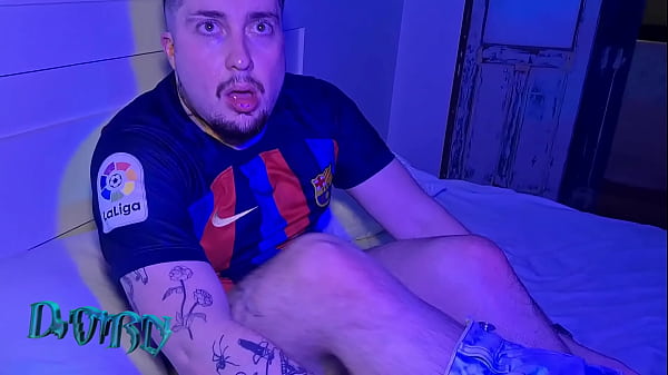 Image Branquinho tatuado pagou d&iacute_vida com o cuzinho (COMPLETO NO RED)