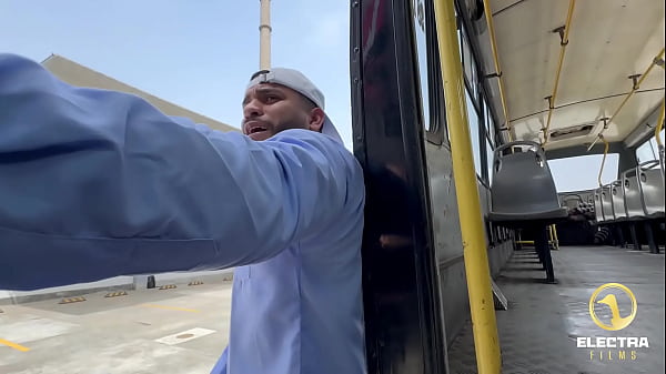 Image Peruana pelirroja folla con el cobrador de combi para no pagar el pasaje