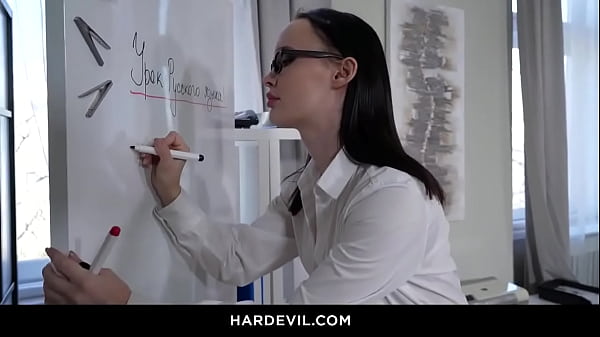 Image SASHA SPARROW GAPING & A2M TEACHER