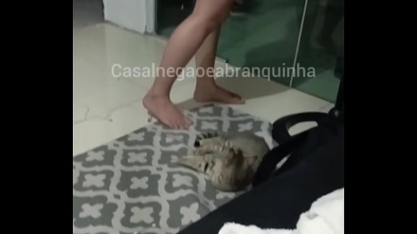 Image Amor senta aqui que vou lhe contar um neg&oacute_cio, vou ti contar porque meu bumbum t&aacute_ assado