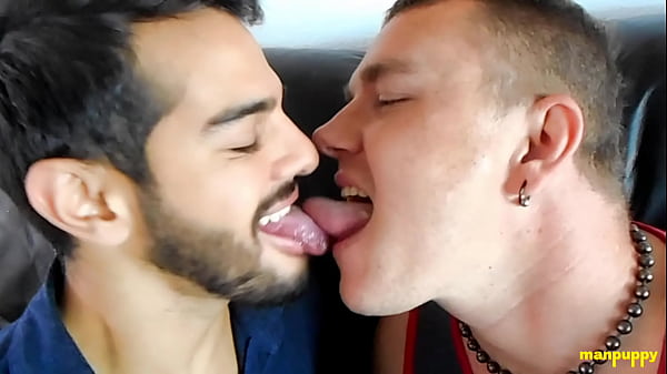 Image Leo Blue Throats Sebastian Cums With His Long Tongue
